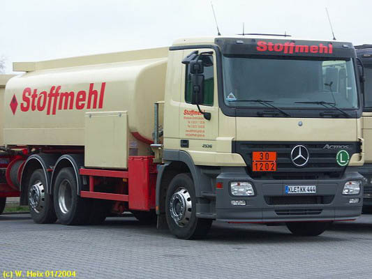 1202-gasoleo-051-mb-actros-2536-mp2-tanker-stoffmehl-0104-3
