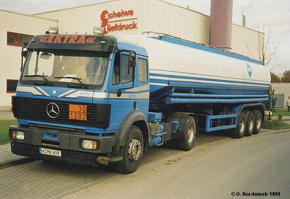 1202-gasoleo-090-mb-sk-1735-sk-tanksattelzug-aral-weiss-lichtblau-l01460