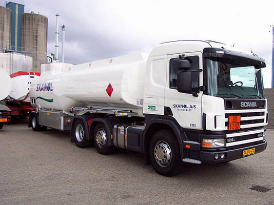 1202-gasoleo-118-scania-124-l-420-tasz-scanol-jensen-