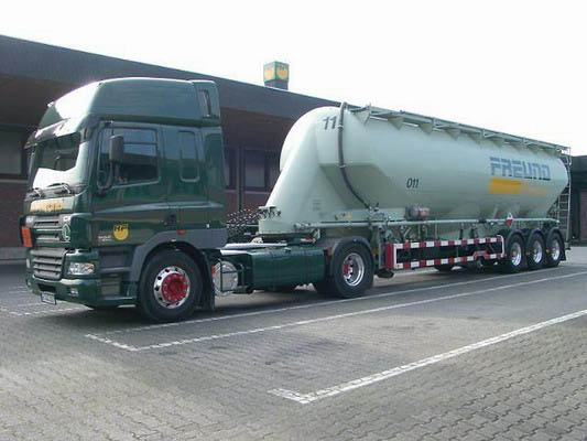 1361-carbon-31-daf-cf-freund-schimana-030404-3