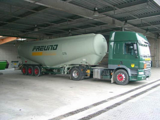 1361-carbon-39-daf-cf-freund-schimana-170404-2