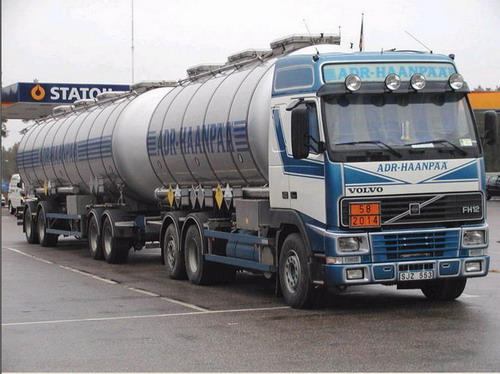 2014-02-peroxido-de-hidrogeno-en-solucion-acuosa-volvo-fh12-lb-trans-ab-i-falkenberg
